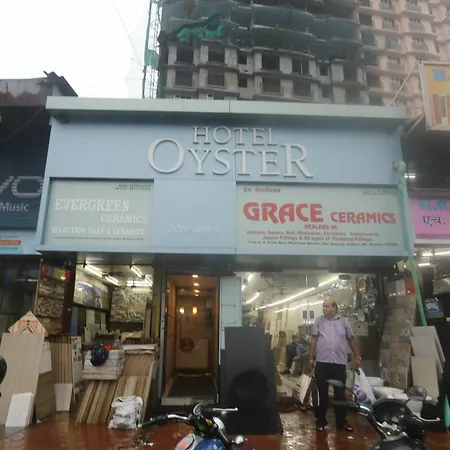 Oyo 4186 Hotel Oyster